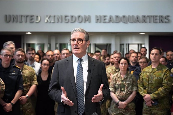 20 March 2025, United Kingdom, ---: British Prime Minister Keir Starmer speaks during a visit a military base in south east England to meet with military planners mapping out next steps in the Coalition of the Willing. Photo: Alistair Grant/PA Wire/dpa