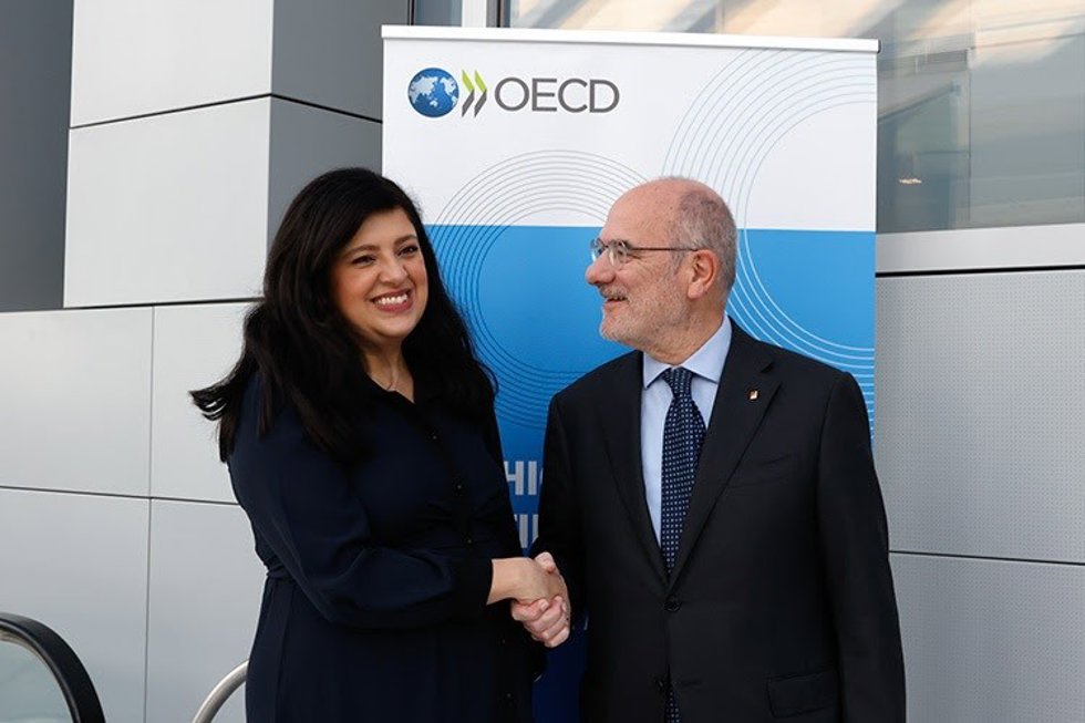 El conseller Jaume Duch y la directora general de Cooperación al Desarrollo de la OCDE, Pilar Garrido