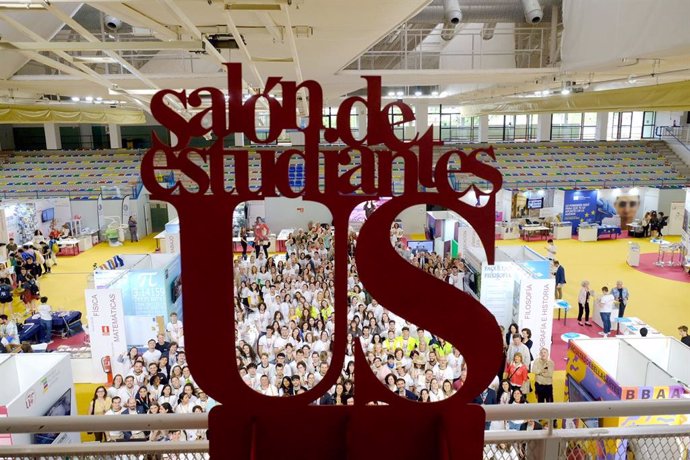 La US celebra el Salón de Estudiantes y Ferisport por el que pasarán casi 20.000 alumnos de 211 centros.