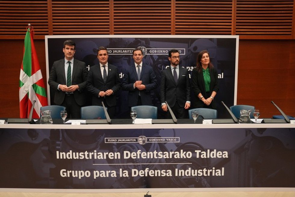 Archivo - Creación del Grupo de Defensa Industrial