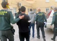 Detenidos dos individuos por agredir a un anciano en su casa en Bullas (Murcia) para robarle
