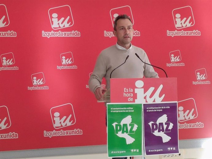 El coordinador general de IU de Asturias y consejero de Ordenación del territorio, Vivienda y Derechos Ciudadanos, Ovidio Zapico