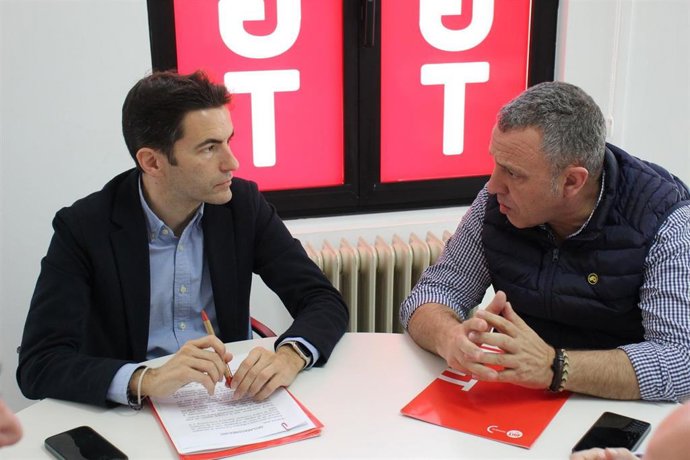 Reunión de Casares y Carmona.