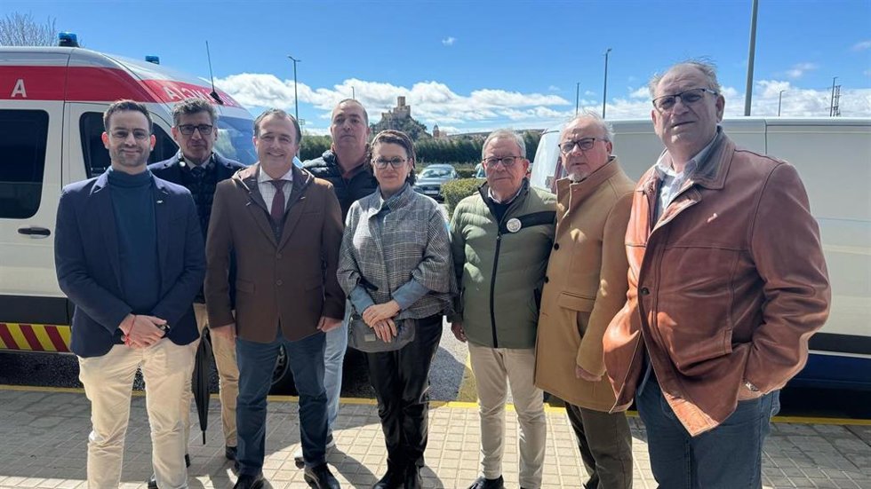 El presidente del Grupo Parlamentario Vox en las Cortes de C-LM, David Moreno, en el hospital de Almansa.