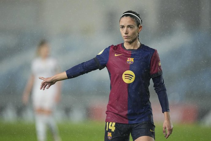 Aitana Bonmati, do FC Barcelona, gesticula durante a partida de ida da semifinal da Copa de la Reina, Copa da Espanha Feminina, entre Real Madrid e FC Barcelona, no estádio Alfredo Di Stefano, em 06 de março de 2025, em Valdebebas, Madri, Espanha.