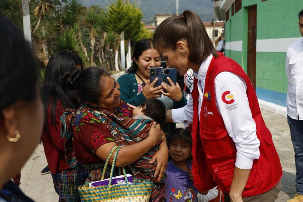 Archivo - La Reina Letizia durante su viaje de cooperación a Guatemala en 2024