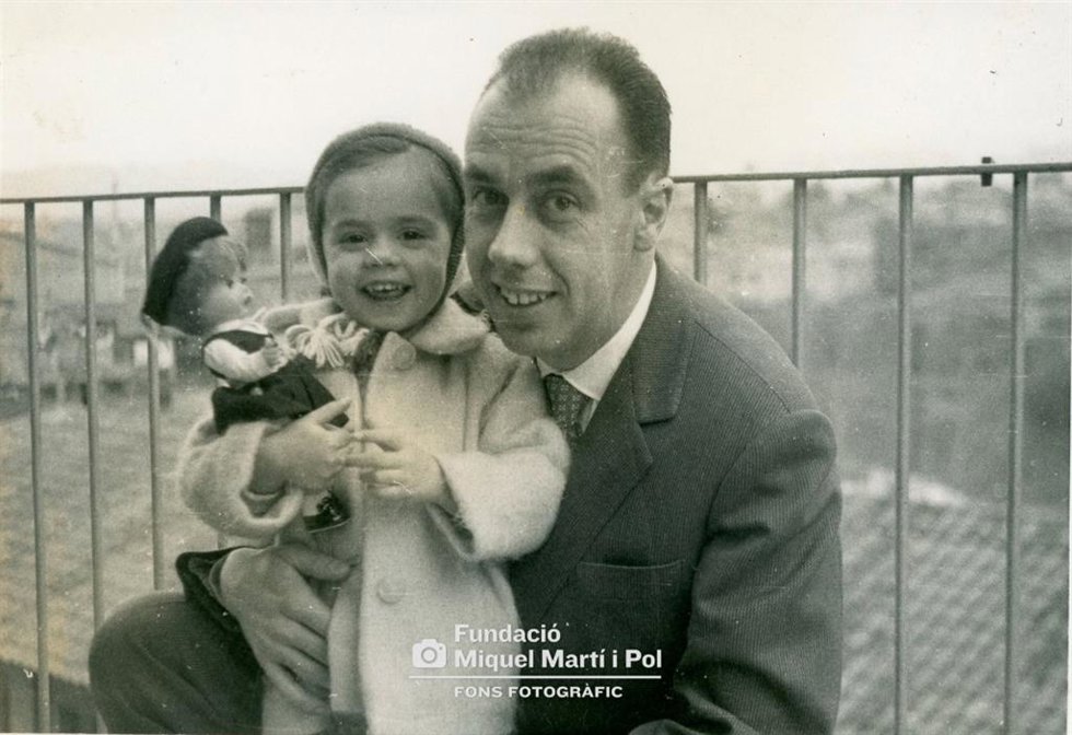 Imagen del del nuevo fondo fotográfico en línea lanzado por la Fundació Miquel Martí i Pol y la Diputación de Barcelona