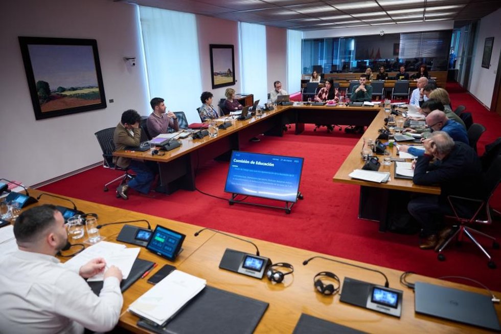 Comisión de Educación del Parlamento de Navarra