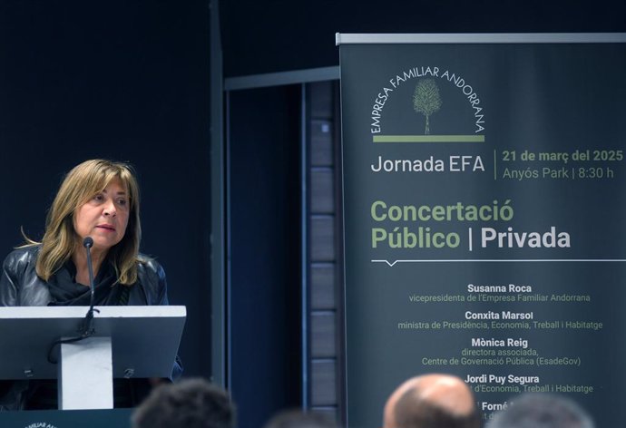 La ministra de Presidència, Economia, Treball i Habitatge del Govern d'Andorra, Contxita Marsol, durant la seva intervenció