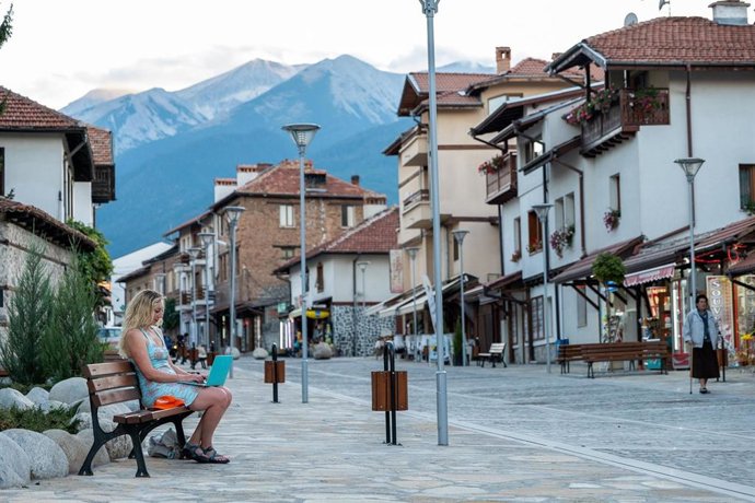 MITECO publica la resolución del Programa Reto Rural Digital, que cuenta con 21 millones de euros.