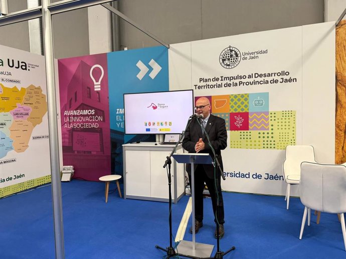 Fernández interviene en la presentación de resultados del proyecto 'Hub Digitalización Turística del Común de Segura'