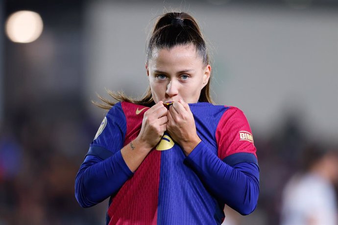 Archivo - Claudia Pina Medina of FC Barcelona celebrates a goal during the Spanish Women League, Liga F, football match played between Real Madrid and FC Barcelona at Alfredo Di Stefano stadium on November 16, 2024, in Valdebebas, Madrid, Spain.