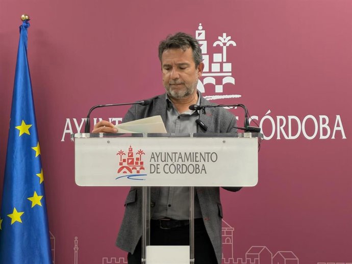 El concejal del PSOE en el Ayuntamiento de Córdoba Joaquín Dobladez.