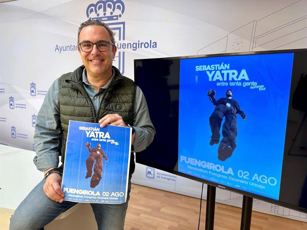 El concejal Rodrigo Romero anuncia el concierto de Sebastián Yatra en Marenostrum Fuengirola