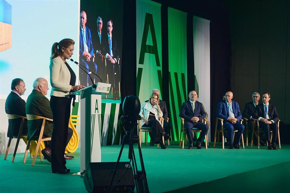 Imagen de la entrega de los premios Alimental del foro 'Alimental Andalucía 2025' de la Fundación CajaRural del Sur.