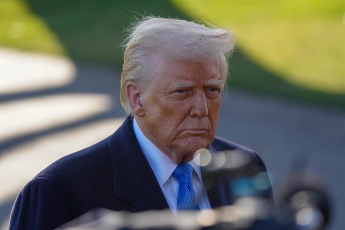 March 21, 2025, Washington, District of Columbia, USA: President DONALD TRUMP departs the White House for a weekend in Bedminster, NJ. The President took a few questions from the press before boarding his helicopter.