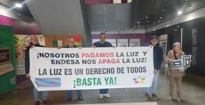 Archivo - Encierro en el centro de servicios sociales del Polígono Sur