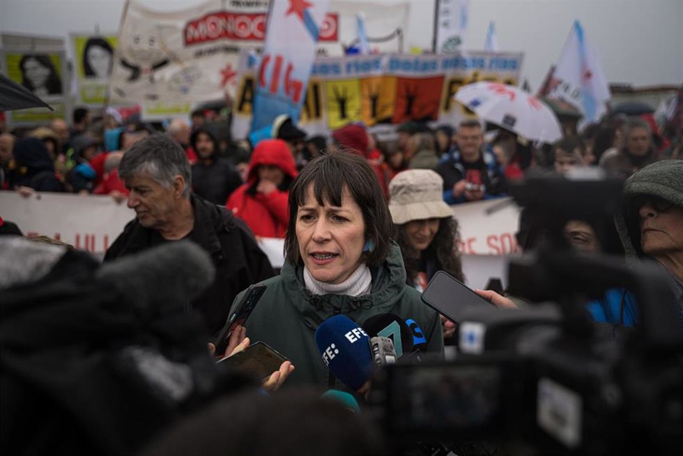 AMP.- Pontón pide a Rueda que "rectifique" sobre Altri: "Escuche a la inmensa marea que dice no"