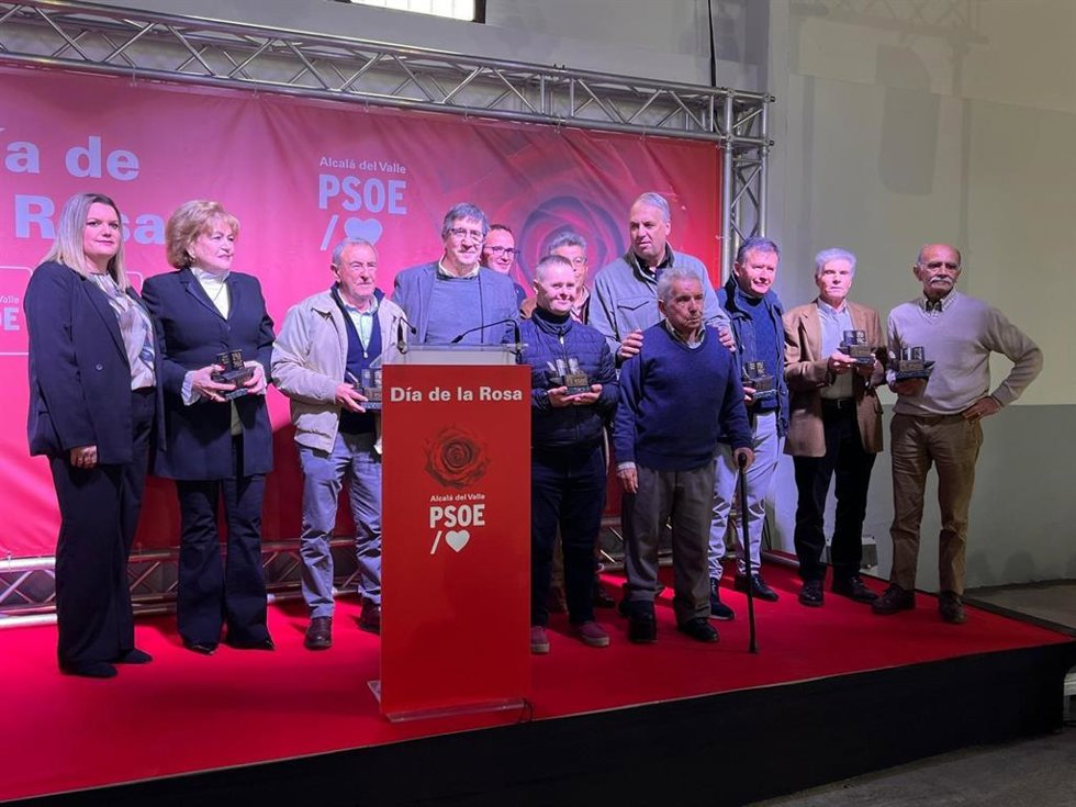 El portavoz del Grupo Socialista en el Congreso, Patxi López, en la Fiesta de la Rosa de Alcalá del Valle (Cádiz).