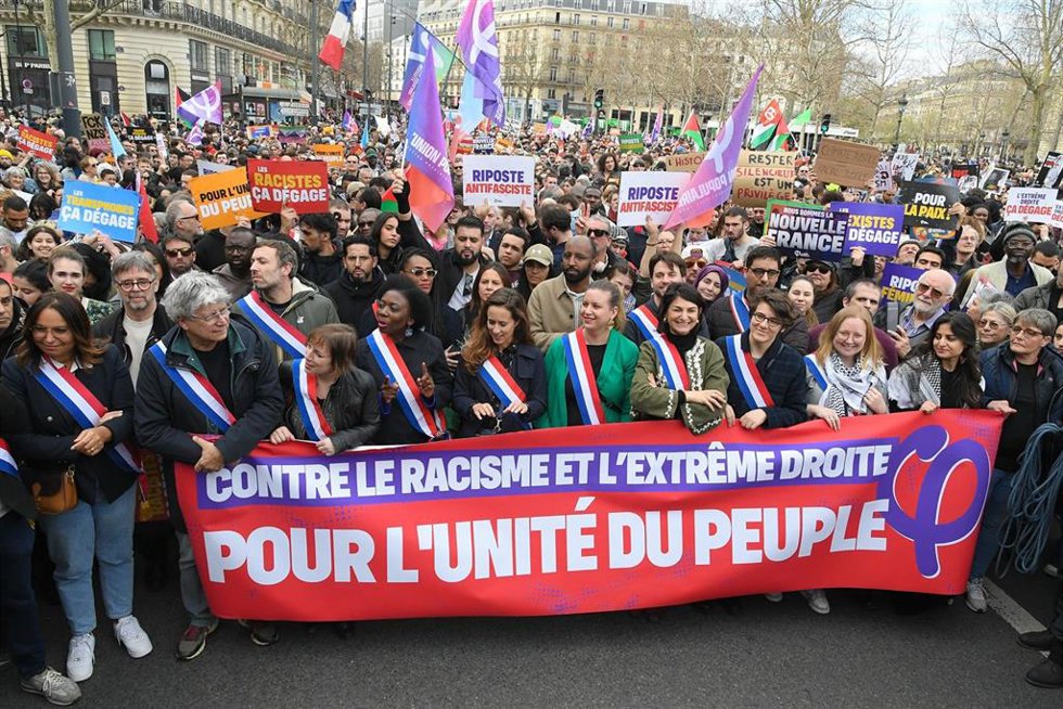 Manfestación antirracista en París