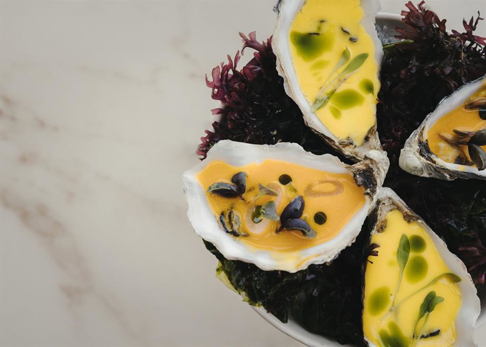 El arte del fuego y el producto: apuesta del lujo culinario en la Cosa del Sol en Fairmont La Hacienda Costa del Sol