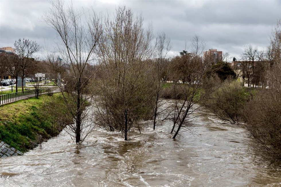 El río Manzanares a su paso por el puente de los Franceses