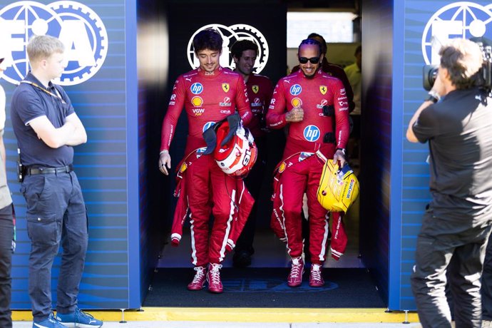 HAMILTON Lewis (gbr), Scuderia Ferrari SF-25, retrato LECLERC Charles (mco), Scuderia Ferrari SF-25, retrato durante o Grande Prêmio da Austrália de Fórmula 1 Louis Vuitton 2025, 1ª etapa do Campeonato Mundial de Fórmula 1 da FIA de 2025, de 14 a 16 de ma