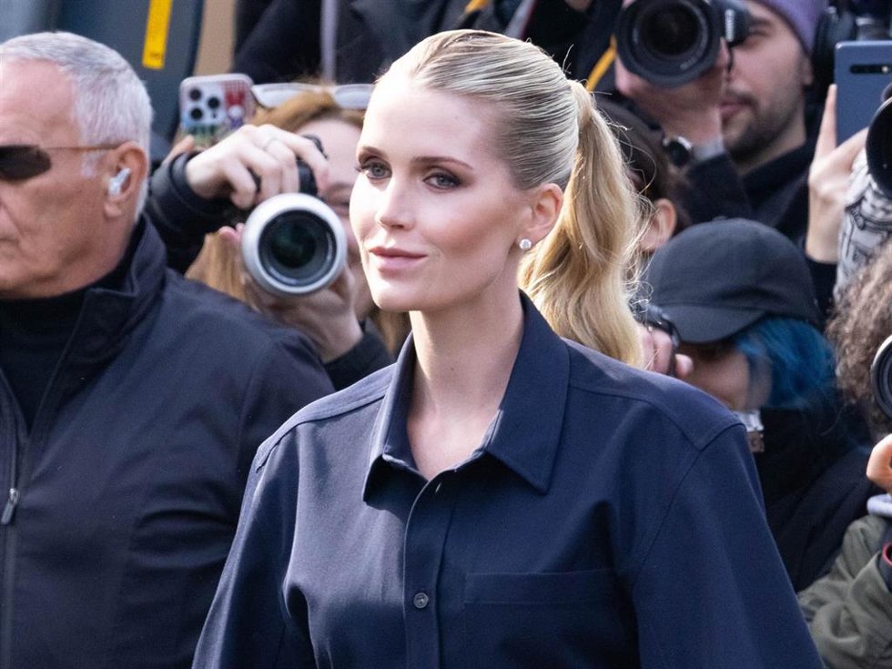 Kitty Spencer is seen arriving at the Tod's fashion show during the Milan Fashion Week - Womenswear Fall/Winter 2025/2026 on February 28th, 2025 in Milan, Italy.