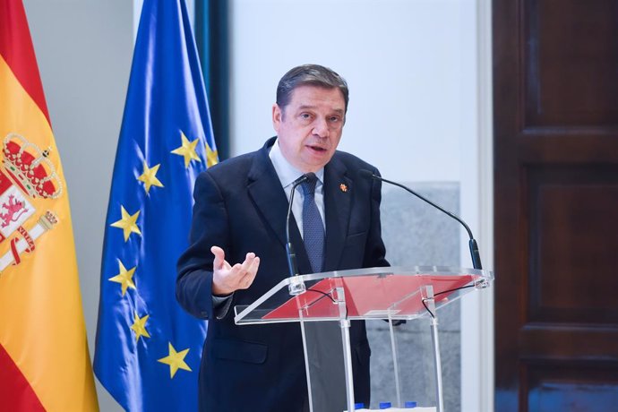 Archivo - Arquivo - O Ministro da Agricultura, Pesca e Alimentação, Luis Planas, em 10 de fevereiro de 2025, em Madri (Espanha). O programa Horizonte Rural é um programa criado pelo Grupo Central Lechera Asturiana e pela Cooperativa Pecuária Valle de Los 