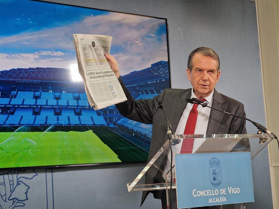 Abel Caballero durante la rueda de prensa.