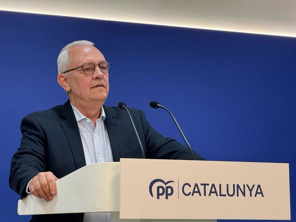 El secretario general del PP en Catalunya, Santi Rodríguez, en rueda de prensa este lunes