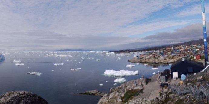 A equipe de pesquisa partiu de Ilulissat, na Groenlândia, e recuperou as amostras na Baía de Disko.