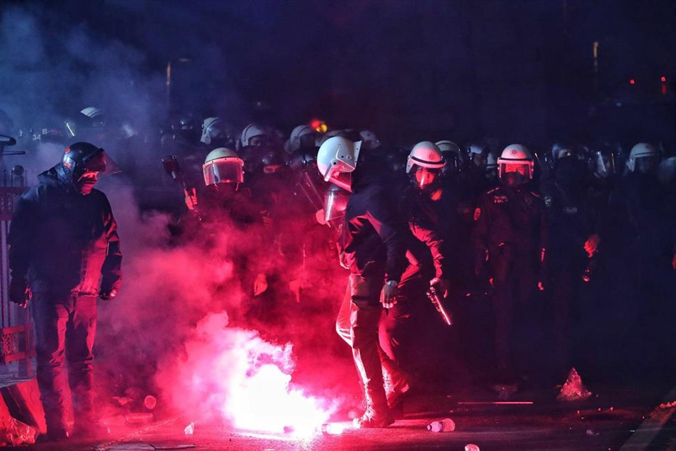 Imagen de archivo de agentes de Policía en Turquía durante las manifestaciones contra la detención del alcalde de Estambul, Ekrem Imamoglu