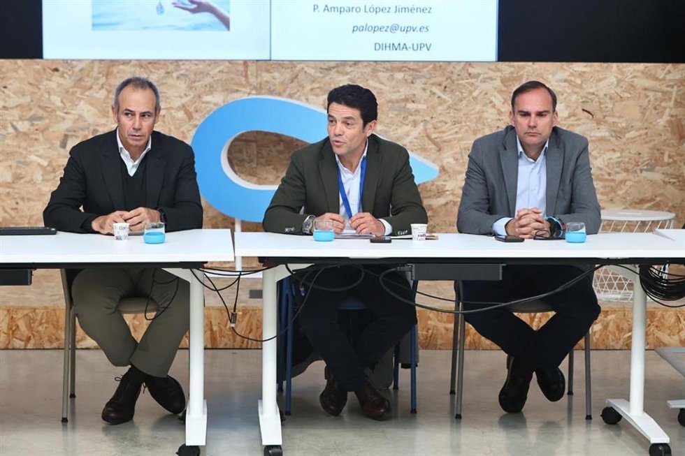 El Concejal Del Ciclo Integral Del Agua, Carlos Mundina, Y El CEO Y Director General De Global Omnium,  Dionisio García Y Vicente Fajardo, Presentan Las Actividades De La Semana Del Agua