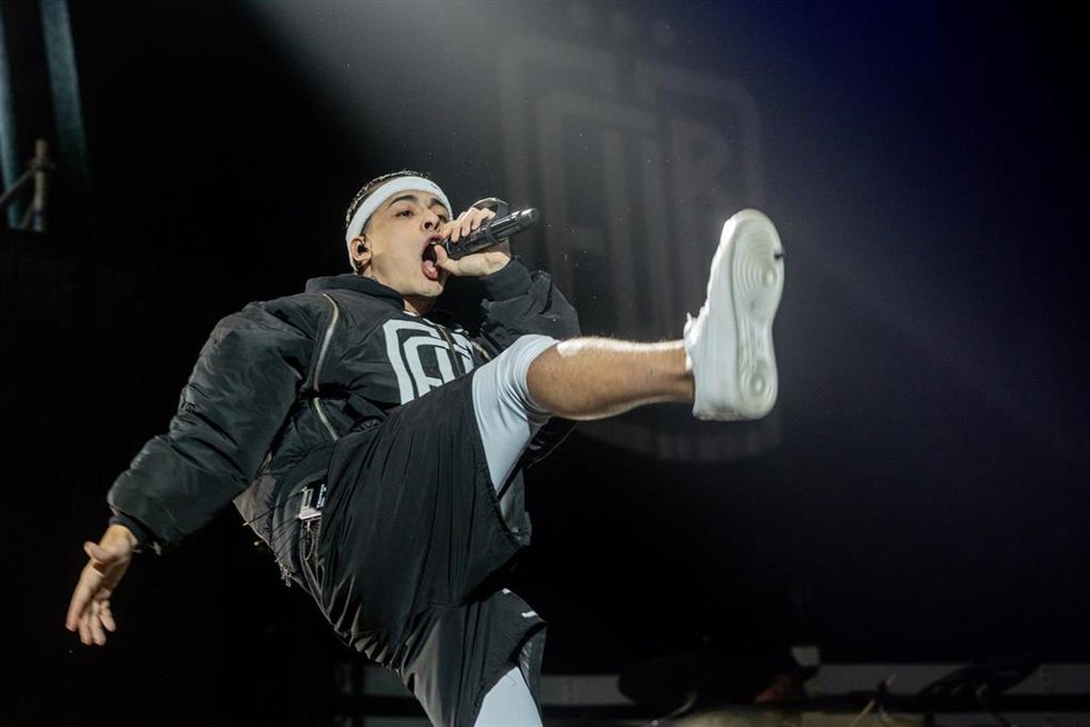 El cantante argentino Trueno durante su concierto en el Movistar Arena, a 13 de marzo de 2025, en Madrid (España). Mateo Palacios Corazzina, conocido por su nombre artístico Trueno, es un rapero, cantante y compositor argentino. Presenta en el Movistar 
