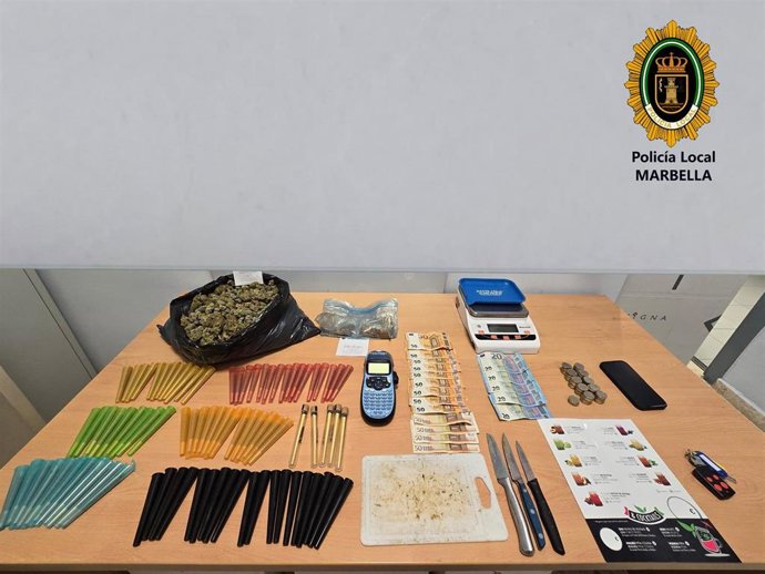 Desmantelan un supuesto club de fumadores en Marbella sin licencia de apertura y que vendía droga
