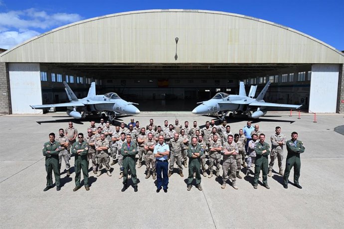 El destacamento de Grecia del Ala 46,  con base en Gando (Gran Canaria)