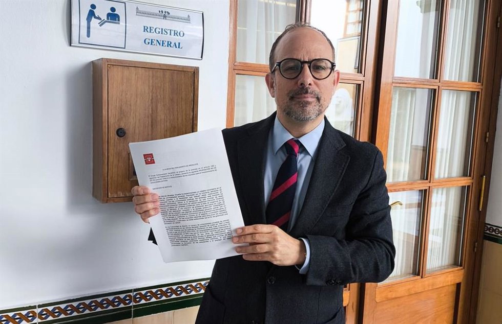 El portavoz de Universidad del Grupo Socialista en el Parlamento andaluz, Antonio Ruiz.
