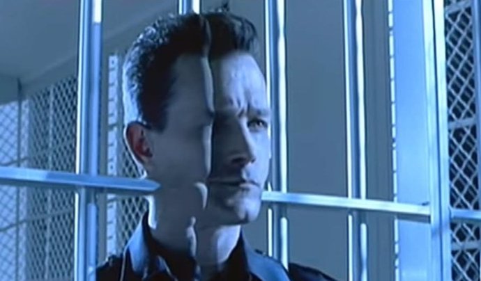 O robô líquido T-1000 do filme Exterminador do Futuro 2