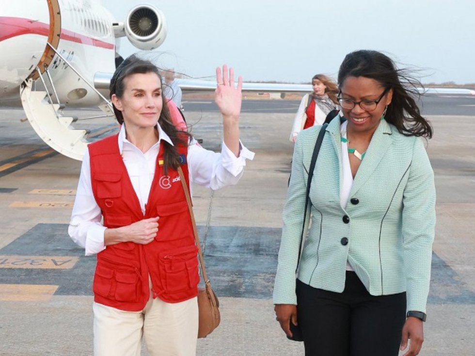 La reina Letizia comienza su viaje de cooperación a la República de Cabo Verde