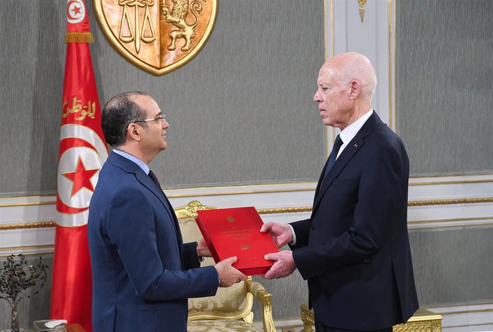 El presidente de Túnez, Kais Saied, recibe el informe sobre las elecciones presidenciales, celebraadas el 6 de octubre de 2024
