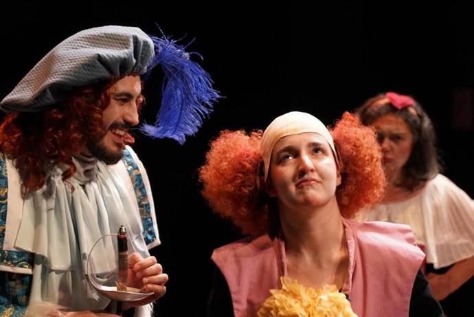 Archivo - Imagen  de una escena de 'Los rincones de teatro', de Teatro de Compañía Pie Izquierdo.