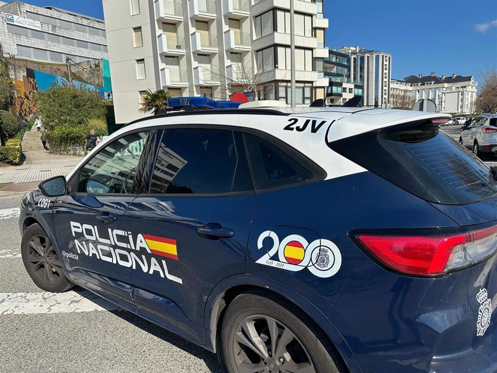 Coche de la Policía Nacional en Santander
