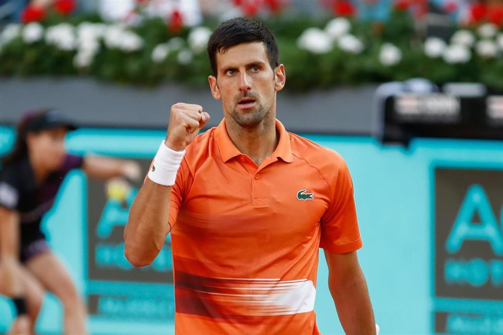 Archivo - El tenista serbio Novak Djokovic durante su último partido en el Mutua Madrid Open en las semifinales de 2022 ante Carlos Alcaraz. 