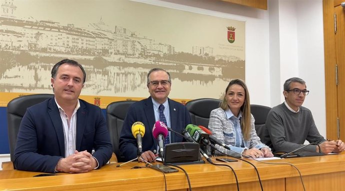 Rueda de prensa de presentación de los premios 'Ciudad de Talavera 2025'.