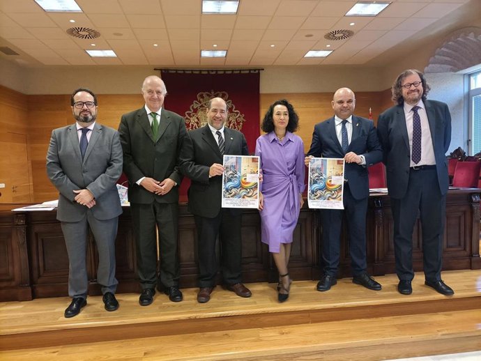 La presidenta del TSJEx, María Fáliex Tena, presenta las jornadas formativas sobre la Ley 1/2025 de la reforma de la justicia