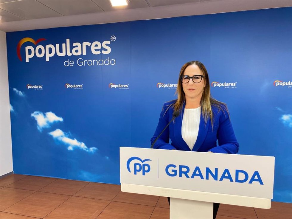 La portavoz del PP de Granada, Lourdes Ramírez.