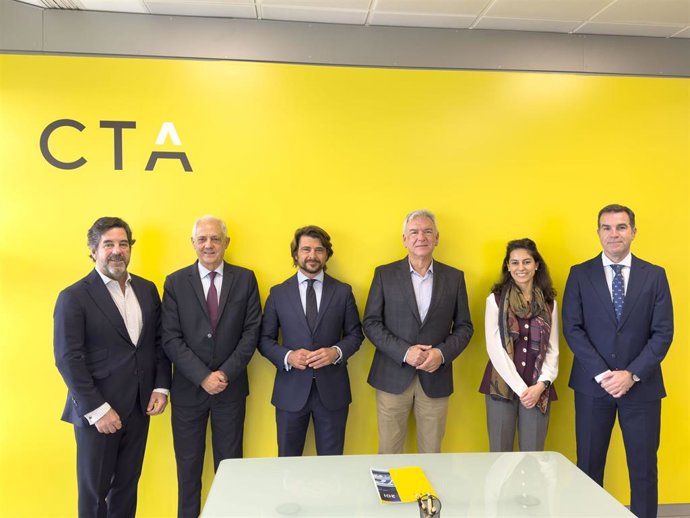 La Corporación Tecnológica de Andalucía y Boeing explican las tendencias de innovación aeroespacial a empresas andaluzas.