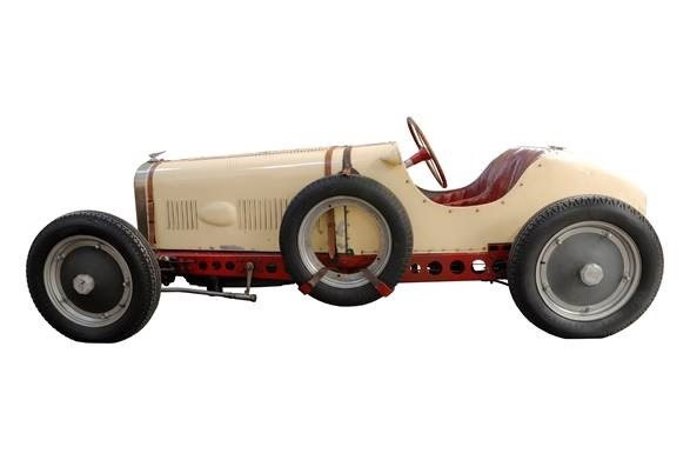 Un coche fabricado en Catalunya entre 1890 y 1936