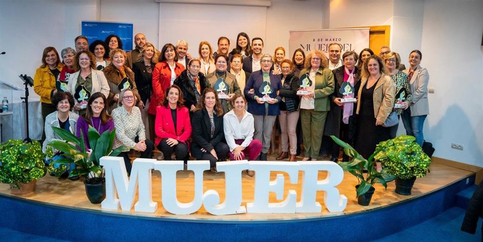 La Diputación de Málaga reconoce a las Mujeres del Año de la comarca de Guadalteba, Sierra de las Nieves y Guadalhorce